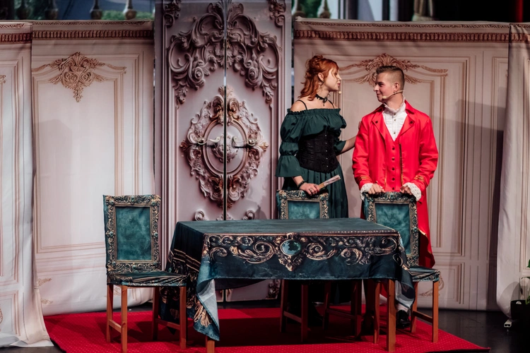 "Świętoszek" w wykonaniu Teatru z Klasą