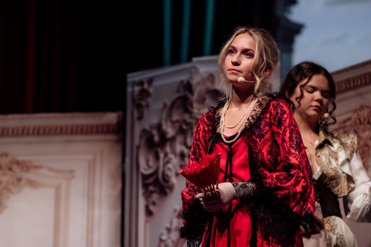 "Świętoszek" w wykonaniu Teatru z Klasą