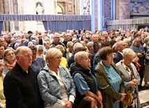 Podczas czwartkowej Mszy u grobu świętego Jana Pawła Wielkiego