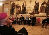 Abp Galbas: Budujmy mosty dla tych, którzy idą przez ciemną dolinę