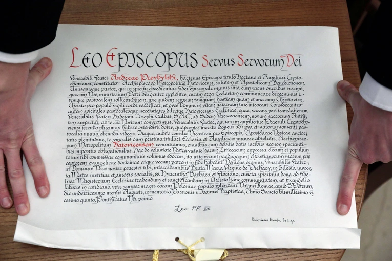 Abp Przybylski kanonicznie objął rządy w archidiecezji katowickiej, cz. 1