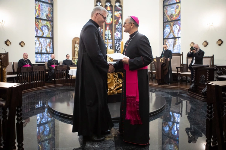 Abp Przybylski kanonicznie objął rządy w archidiecezji katowickiej, cz. 2