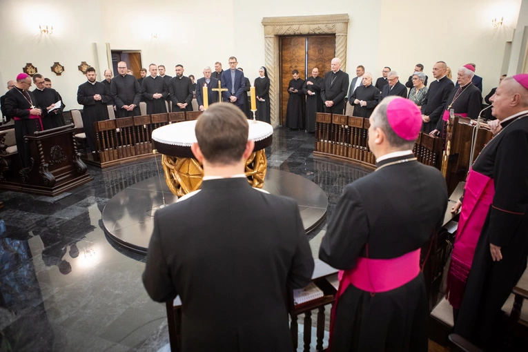 Abp Przybylski kanonicznie objął rządy w archidiecezji katowickiej, cz. 2
