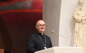 Wieczór uwielbienia z abp. Andrzejem Przybylskim [zdjęcia]