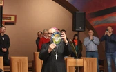 Wieczór uwielbienia z abp. Andrzejem Przybylskim [zdjęcia]
