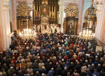 Różaniec otwiera serca na Boga