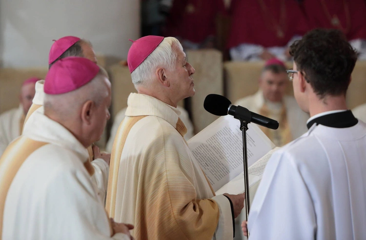 Ingres abp. Andrzeja Przybylskiego do katowickiej archikatedry, cz. 1