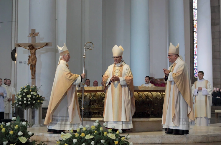 Ingres abp. Andrzeja Przybylskiego do katowickiej archikatedry, cz. 1