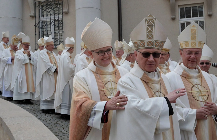 Ingres abp. Andrzeja Przybylskiego do katowickiej archikatedry, cz. 1
