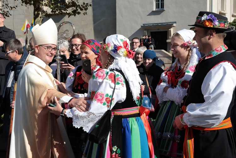 Ingres abp. Andrzeja Przybylskiego do katowickiej archikatedry, cz. 1