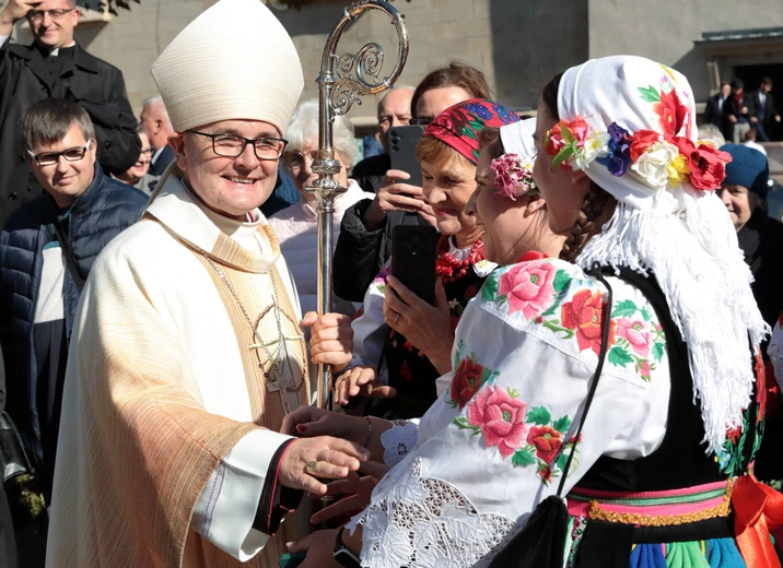 Ingres abp. Andrzeja Przybylskiego do katowickiej archikatedry, cz. 1