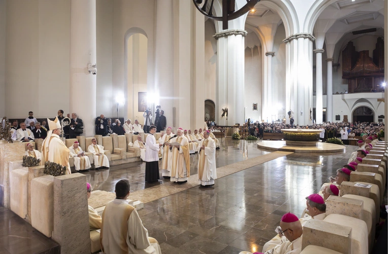 Ingres abp. Andrzeja Przybylskiego do katowickiej archikatedry, cz. 2