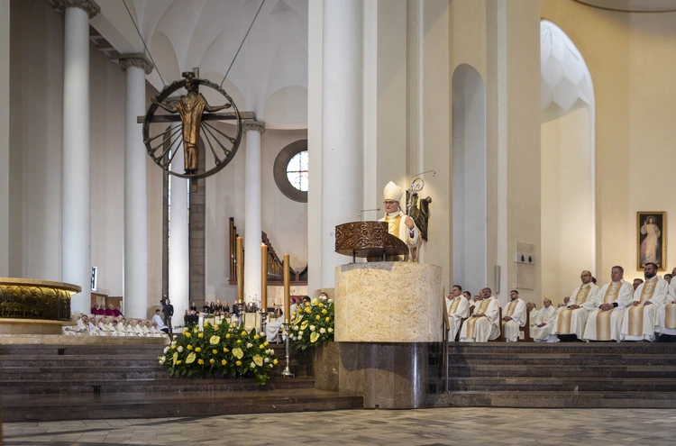 Ingres abp. Andrzeja Przybylskiego do katowickiej archikatedry, cz. 2