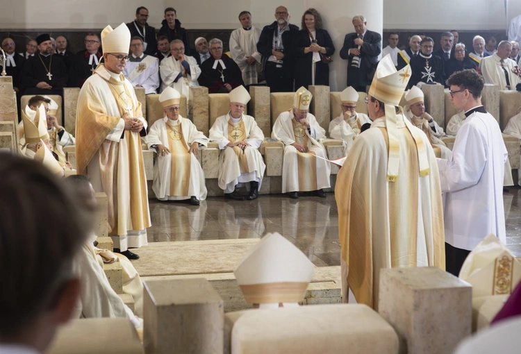 Ingres abp. Andrzeja Przybylskiego do katowickiej archikatedry, cz. 2