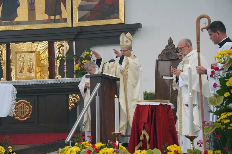 Powięcenie kościoła pw. św. Faustyny w Górze