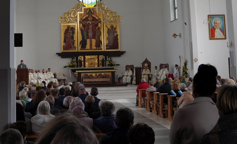 Powięcenie kościoła pw. św. Faustyny w Górze