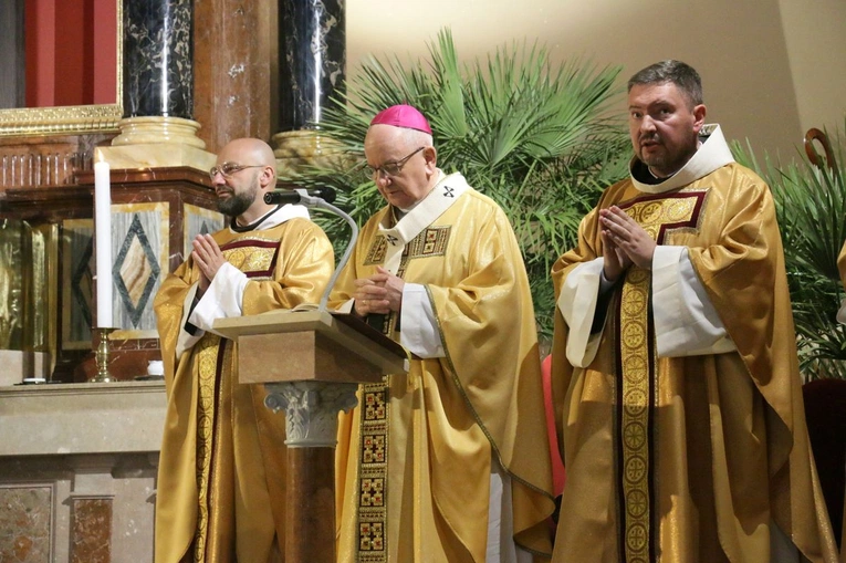Poświęcenie ołtarza