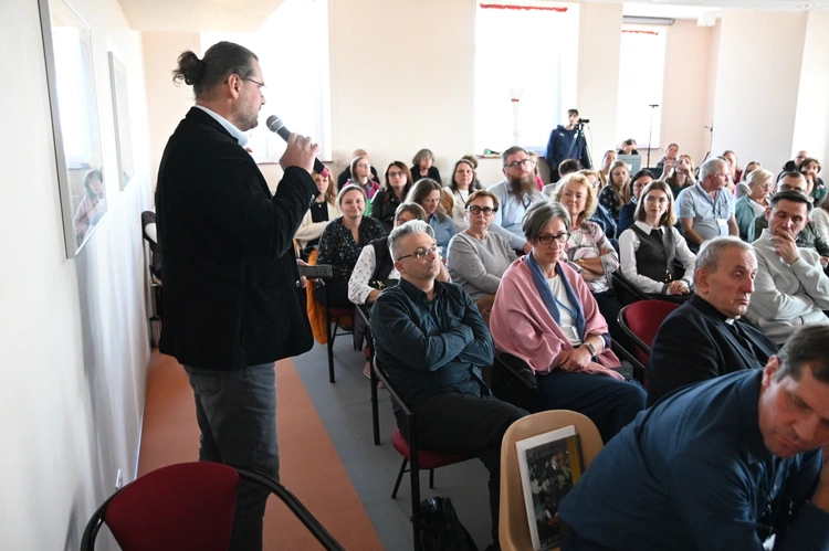 Konferencja o metodach rozpoznawania płodności