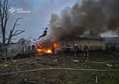 Rosja użyła w nocnym ataku 50 rakiet i 500 dronów; pięć osób zginęło