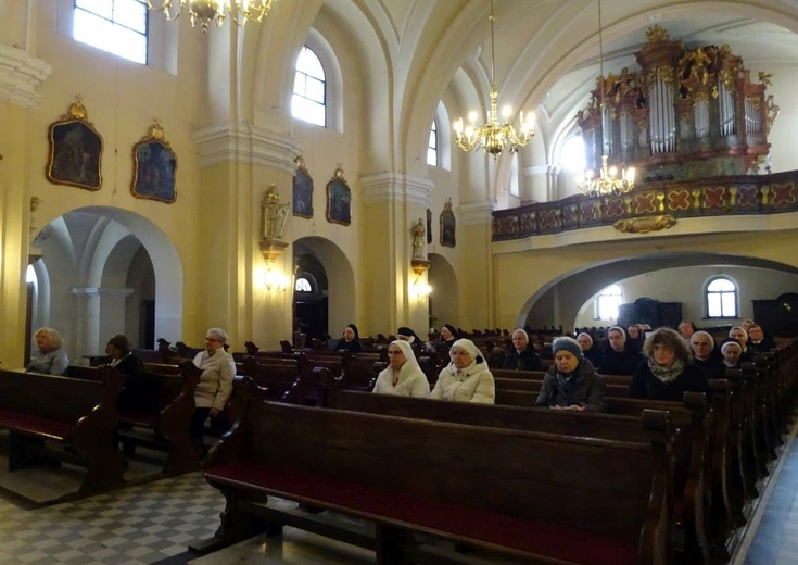 Pielgrzymka osób konsekrowanych 