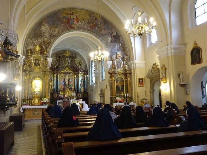 Pielgrzymka osób konsekrowanych 