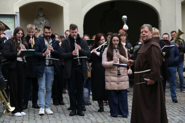 Pielgrzymka Hodowców Gołębi Pocztowych i Orkiestr Kalwaryjskich 2025