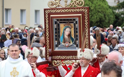 Diecezjalna Pielgrzymka Róż Żywego Różańca do Pani Cierpliwie Słuchajacej w Rokitnie