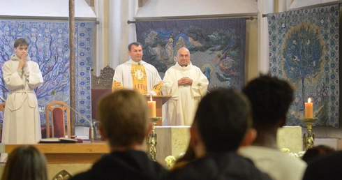 Msza św. z okazji 111. Światowego Dnia Migranta i Uchodźcy