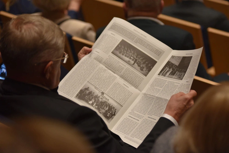 40 lat Puellae Orantes