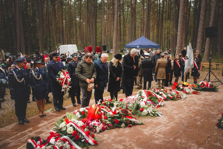 Prawda silniejsza od ideologii