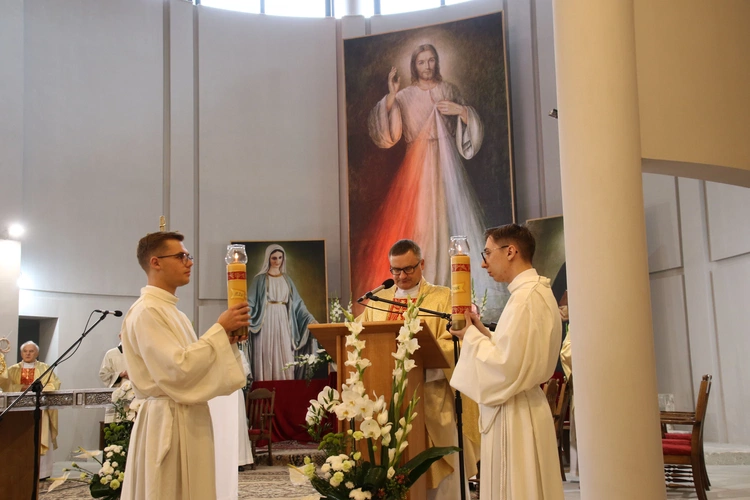 Płock. Odpust św. Faustyny Kowalskiej