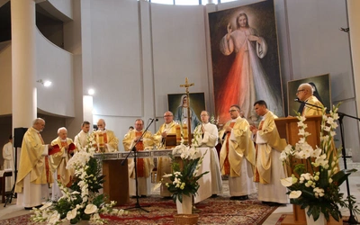 Płock. Odpust św. Faustyny Kowalskiej