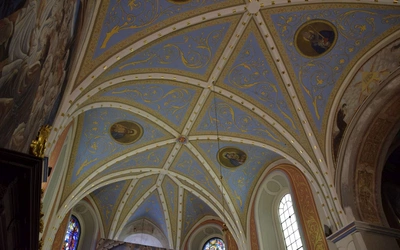 Odnowione prezbiterium w kościele w Iłży 