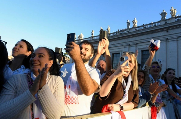 Pielgrzymi z Chorwacji na Placu św. Piotra