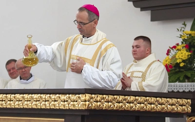 Parafia, której służy świątynia, została erygowana 25 lat temu.