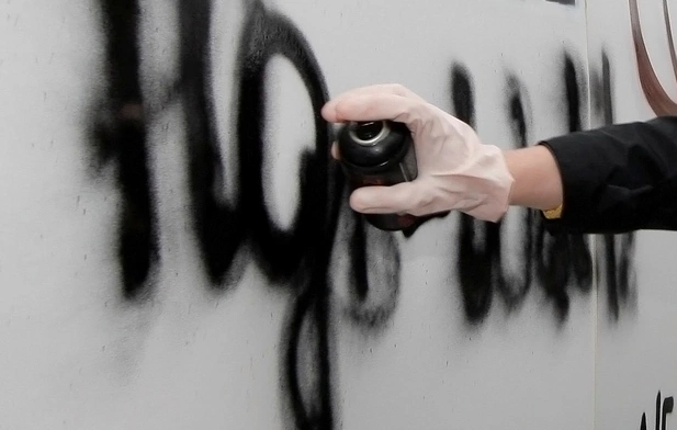 Włochy: Sprofanowano pomnik papieża