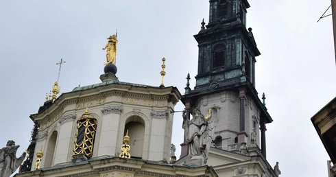 Maturzyści z diecezji radomskiej na Jasnej Górze