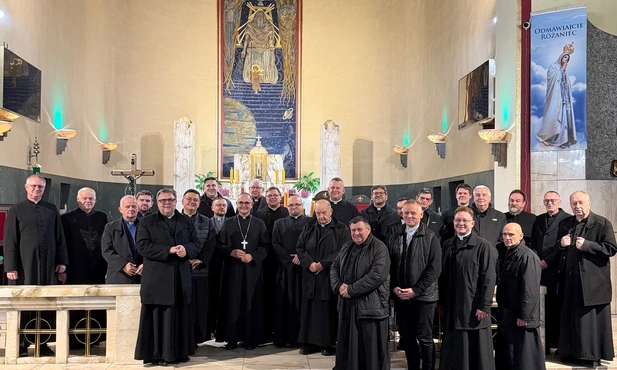 Abp Andrzej Przybylski rozpoczął spotkania w dekanatach 