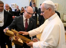 Leon XIV: prawo do wolności religijnej jest fundamentalne 