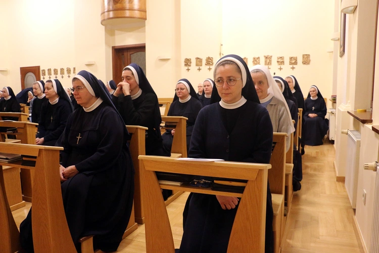 Siostry Służebniczki NMP obradują we Wrocławiu. Abp Kupny: „Duch Święty koryguje nasze plany”