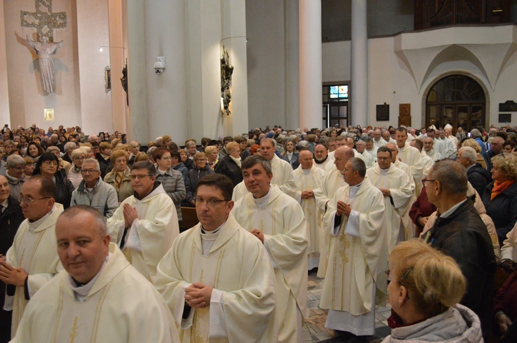Jubileusz Żywego Różańca i wspólnot maryjnych