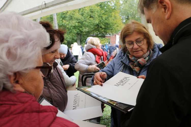 Smardzewo. X Pielgrzymka Kół Różańcowych Diecezji Płockiej