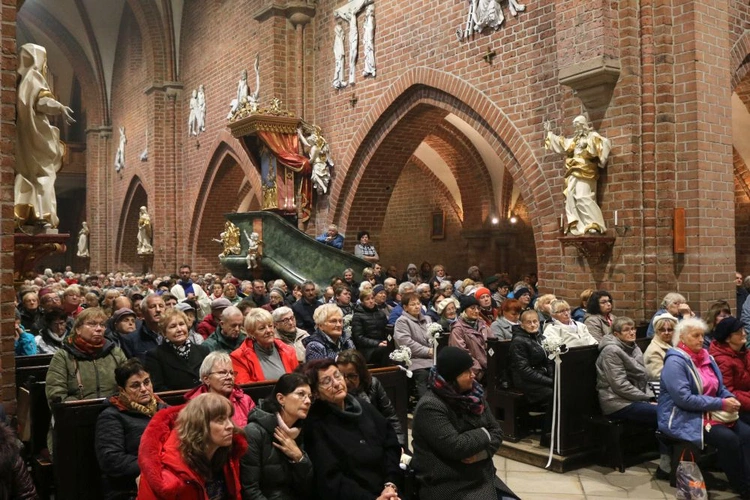 Pielgrzymka Żywego Różańca 