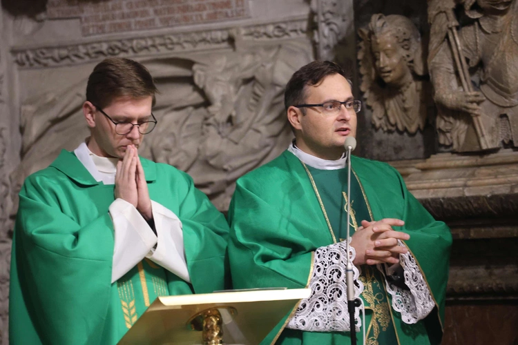 Pielgrzymka nauczycieli i wychowawców