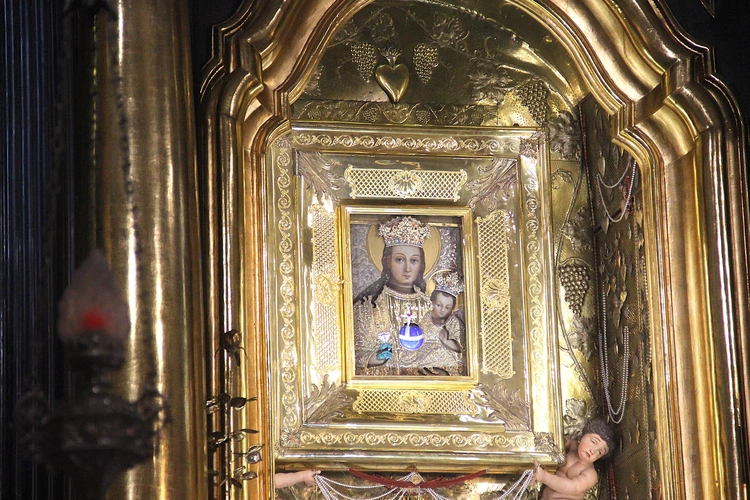 Tuchów. Październikowe czuwanie o powołanie
