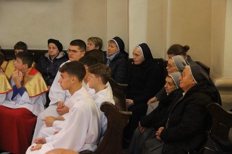 Tuchów. Październikowe czuwanie o powołanie