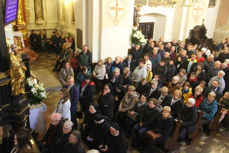 Tuchów. Październikowe czuwanie o powołanie