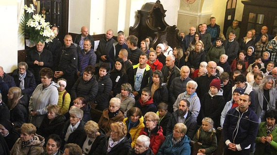 Tuchów. Październikowe czuwanie o powołanie