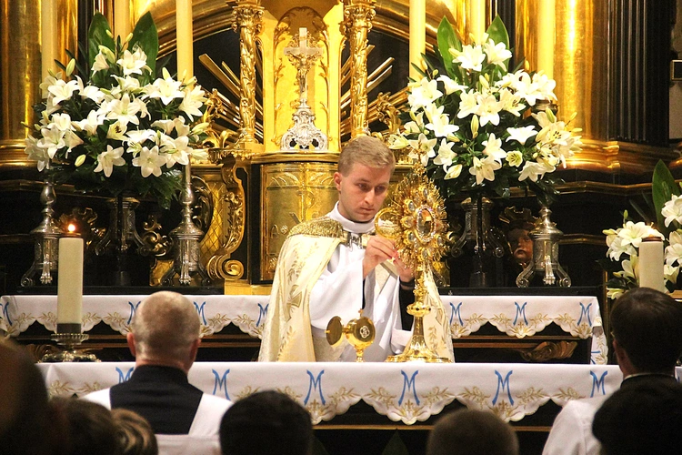 Tuchów. Październikowe czuwanie o powołanie