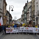 Marsz dla życia i rodziny w Nowy Sączu